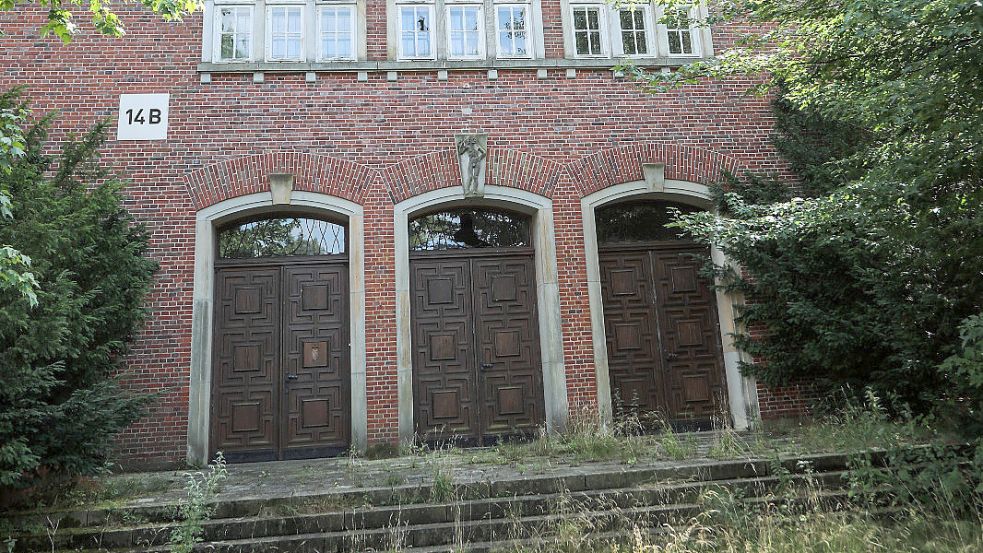 Der Eingang zum Divisionsgebäude. Foto: Romuald Banik