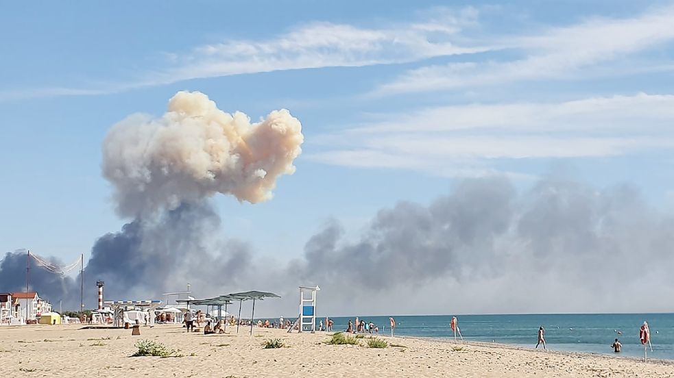 Auf der von Russland annektierten ukrainischen Halbinsel Krim im Schwarzen Meer ist Munition auf einem russischen Luftwaffenstützpunkt explodiert. Foto: AP