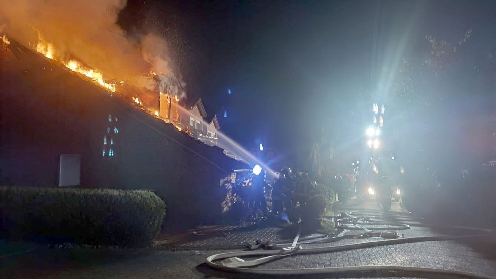 120 Feuerwehrleute waren vor Ort. Foto: Stefan Schönepauck