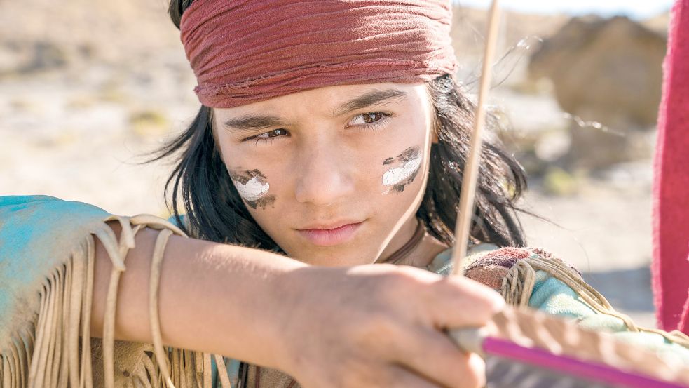 Die Bücher zum Film „Der junge Häuptling Winnetou“ sorgen für reichlich Ärger. Foto: dpa/Leonine