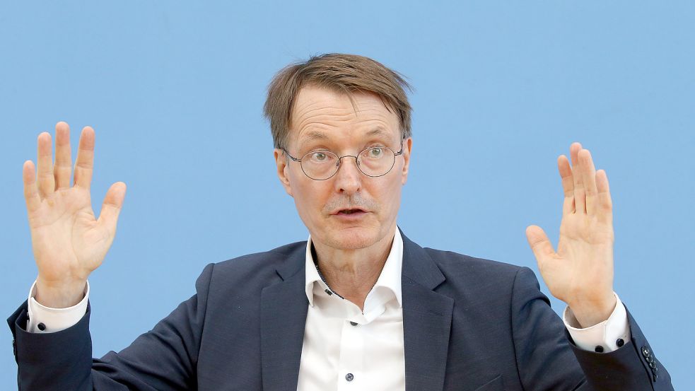 Gesundheitsminister Karl Lauterbach fürchtet einen harten Corona-Winter. Foto: dpa/Wolfgang Kumm
