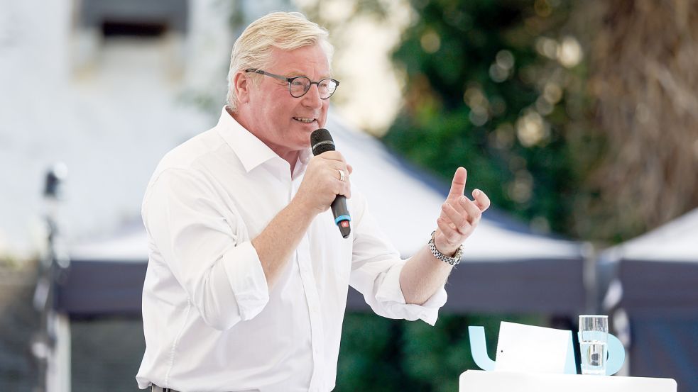 Bernd Althusmann bei einer Wahlkampfveranstaltung der CDU zur Landtagswahl in Niedersachsen am Ledenhof in Osnabrück. Foto: Michael Gründel