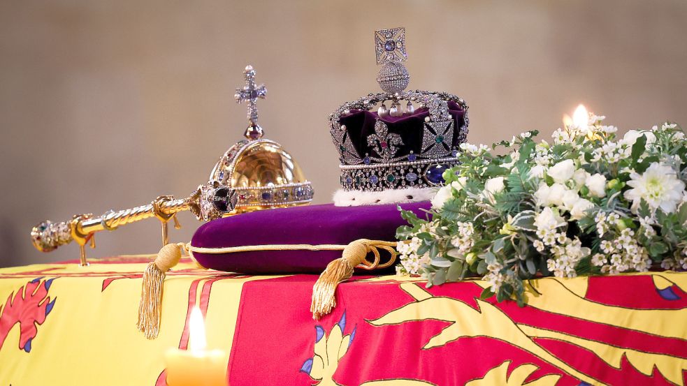 Wenn am Montag Queen Elizabeth II. beigesetzt wird, sind auch die öffentlich-rechtlichen Rundfunkanstalten stark vertreten. Foto: dpa/Christian Charisius