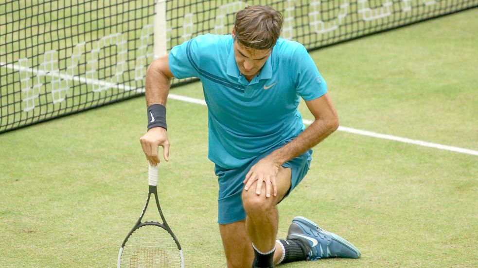 Tennis-Star Roger Federer will öffentlich nicht über Art und Schwere seiner Knieverletzung sprechen. Foto: Friso Gentsch/dpa