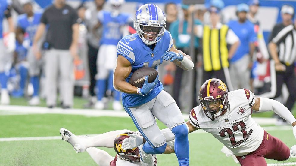 Detroit Lions Wide Receiver Amon-Ra St. Brown (M) fing in den saisonübergreifend vergangenen sechs Spielen acht Touchdowns. Foto: Lon Horwedel/FR170538 AP/dpa