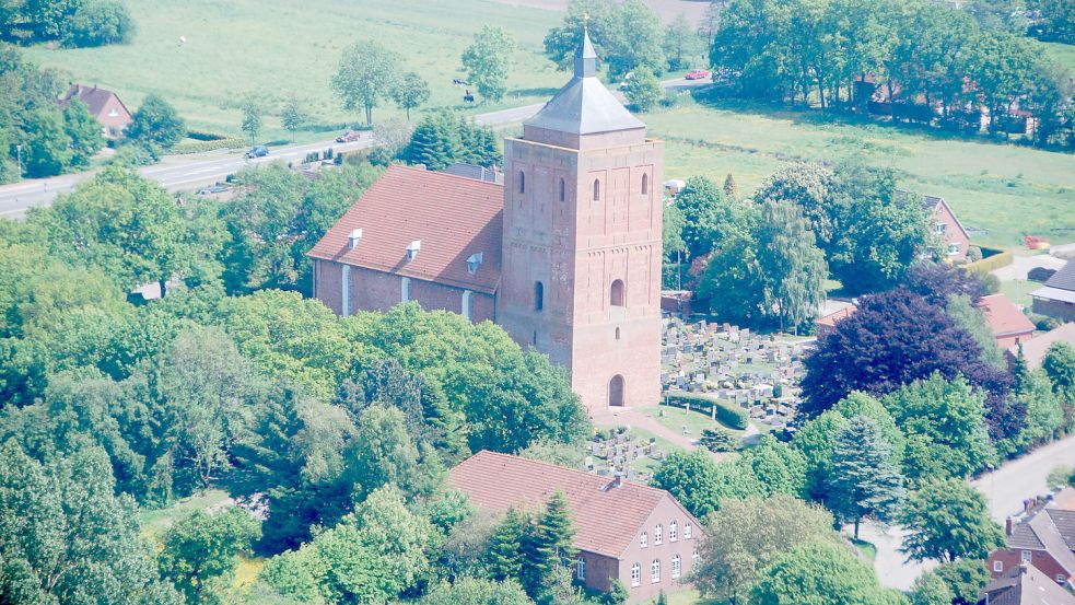 Wer in der Kirche in Osteel künftig predigen wird, ist noch unklar. Foto: Thomas Dirks