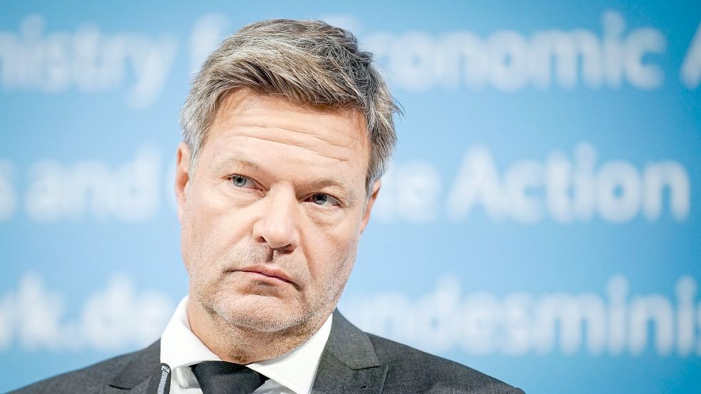 „Auslöser der Krise ist der Wegfall von großen Energiemengen, die eigentlich als sicher eingeplant waren“: Bundeswirtschaftsminister Robert Habeck. Foto: Kay Nietfeld/dpa