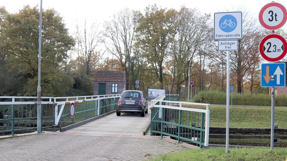 Geht es nach 273 Teilnehmern einer Online-Befragung, sollte der Durchgangsverkehr mit Pollern aus dem Grünen Weg ausgesperrt werden. Foto: Heino Hermanns