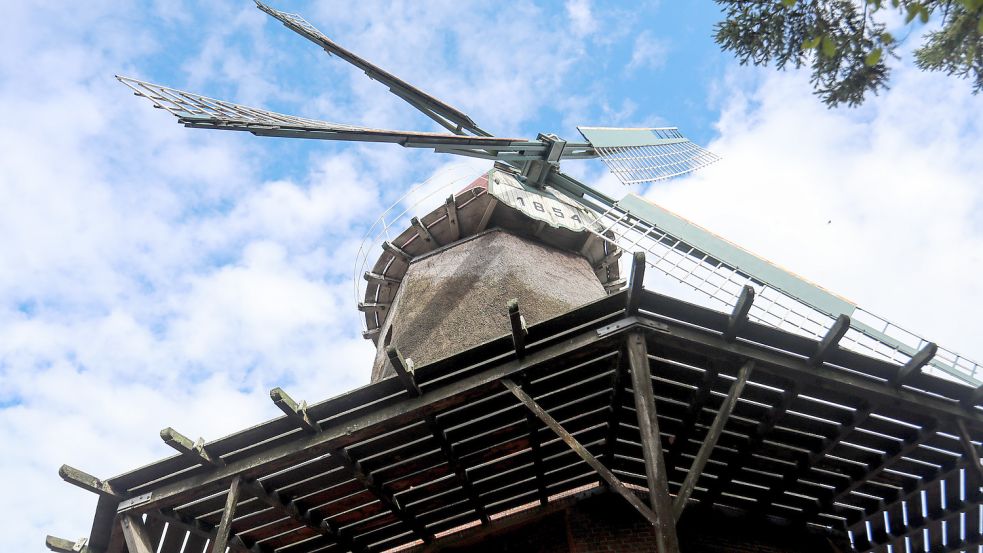 Unter anderem für die Mühle in Münkeboe soll reichlich Geld in die Hand genommen werden. Foto: Romuald Banik