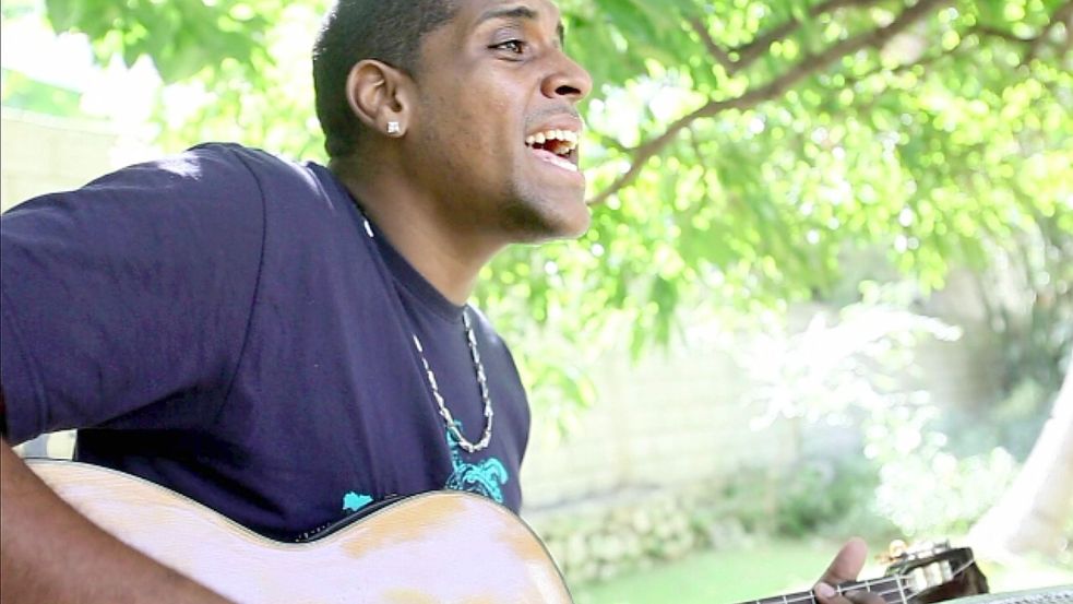 Der haitianische Sänger Mikaben ist während eines Konzerts in Paris gestorben. Foto: imago images/ZUMA Wire