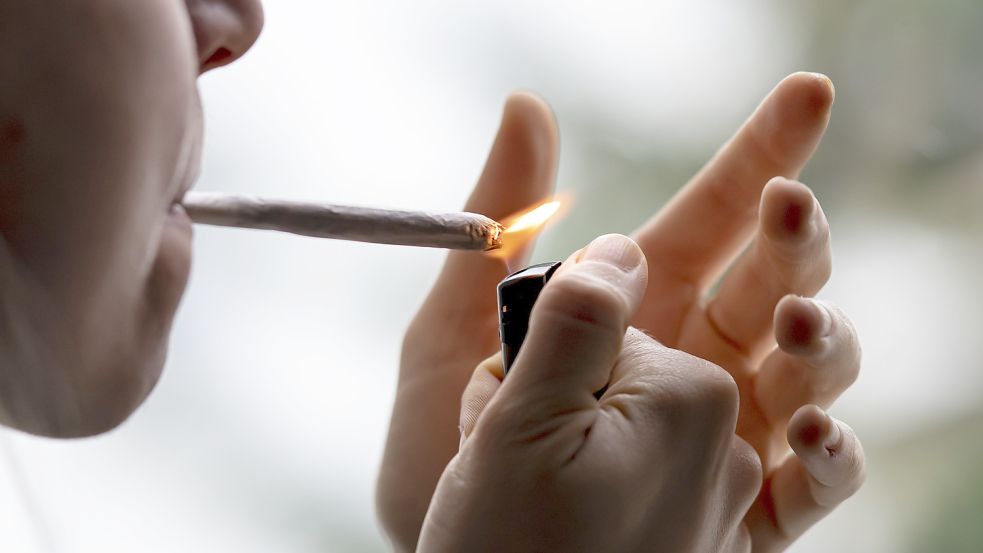 Der Verkauf und Besitz von bis zu 20 Gramm Cannabis soll legalisiert werden. Foto: DPA