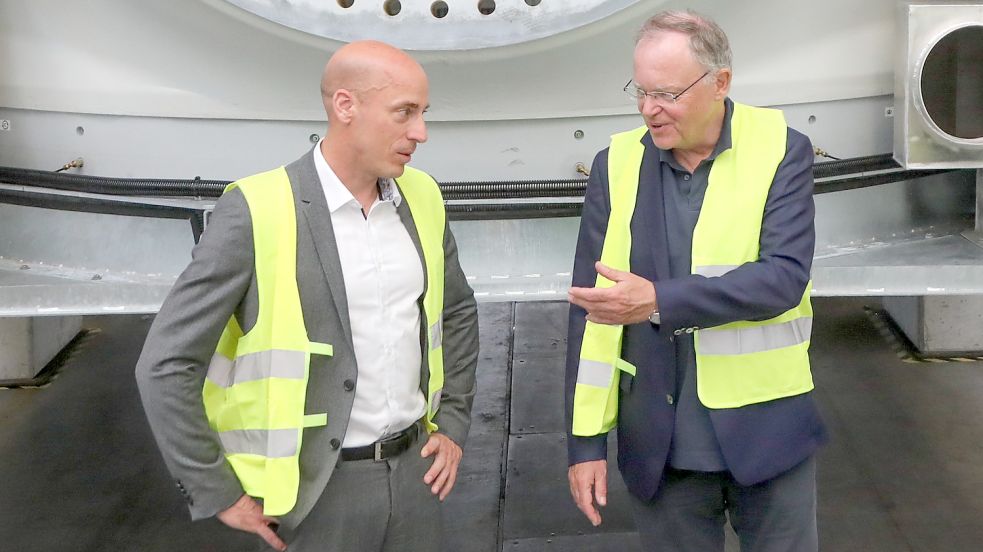 Mitte August empfing Enercon-COO Jost Backhaus noch Ministerpräsidenten Stephan Weil in Aurich.Foto: Romuald Banik