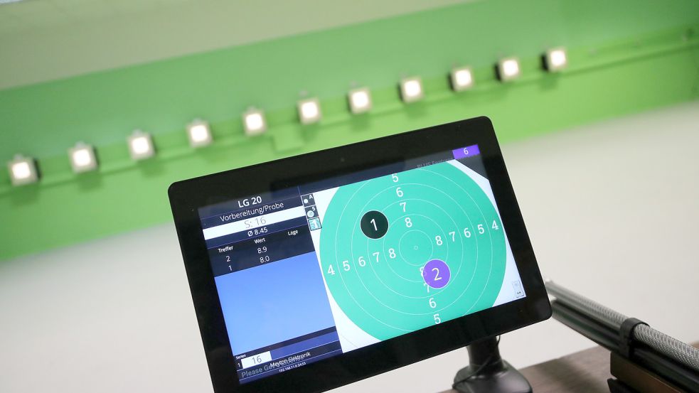 Im Luftgewehrbereich sind bereits seit 2019 digitale Anzeigen installiert. Diejenigen für Feuerwaffen müssen allerdings andere Belastung aushalten und sind entsprechend kostspielig. Foto: Romuald Banik
