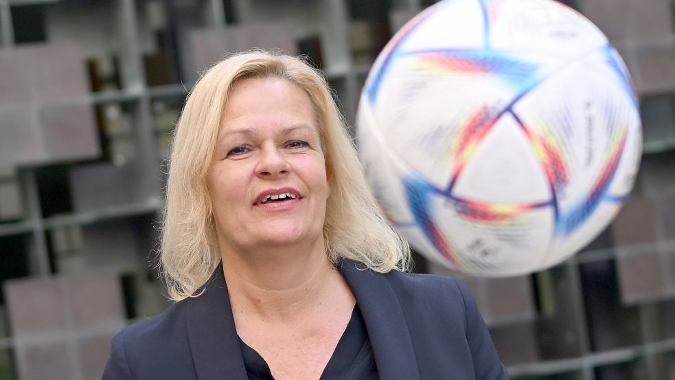 Bundesinnenministerin Nancy Faeser (SPD) hat jetzt das WM-Gastgeberland Katar besucht. Foto: DPA