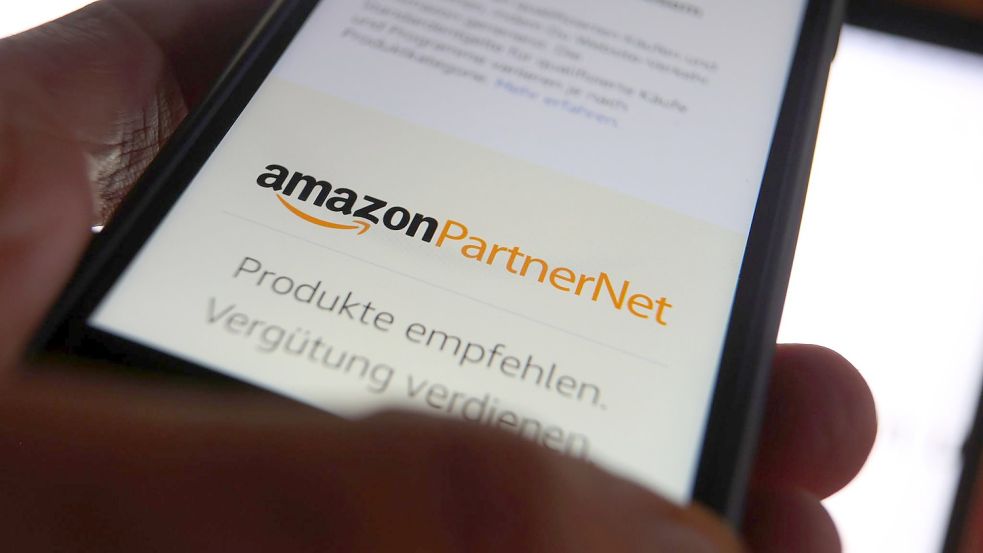 Das Partnerprogramm von Amazon funktioniert so, dass angemeldete Teilnehmer auf ihrer eigenen Internetseite Links zu Produkten im Amazon-Angebot setzen können. Foto: Karl-Josef Hildenbrand/dpa