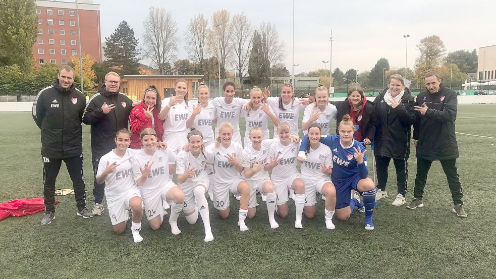 Allen Grund zum Jubeln haben die B-Juniorinnen der SpVg Aurich derzeit. Foto: privat