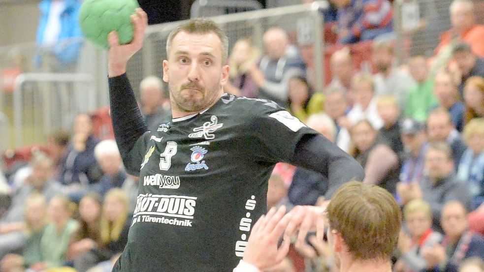 Kevin Wendlandt war einer von zwei OHV-Spielern, die mit ihren Toren maßgeblich zum Sieg gegen die HSG Nienburg beitrugen. Fotos: Bernd Wolfenberg