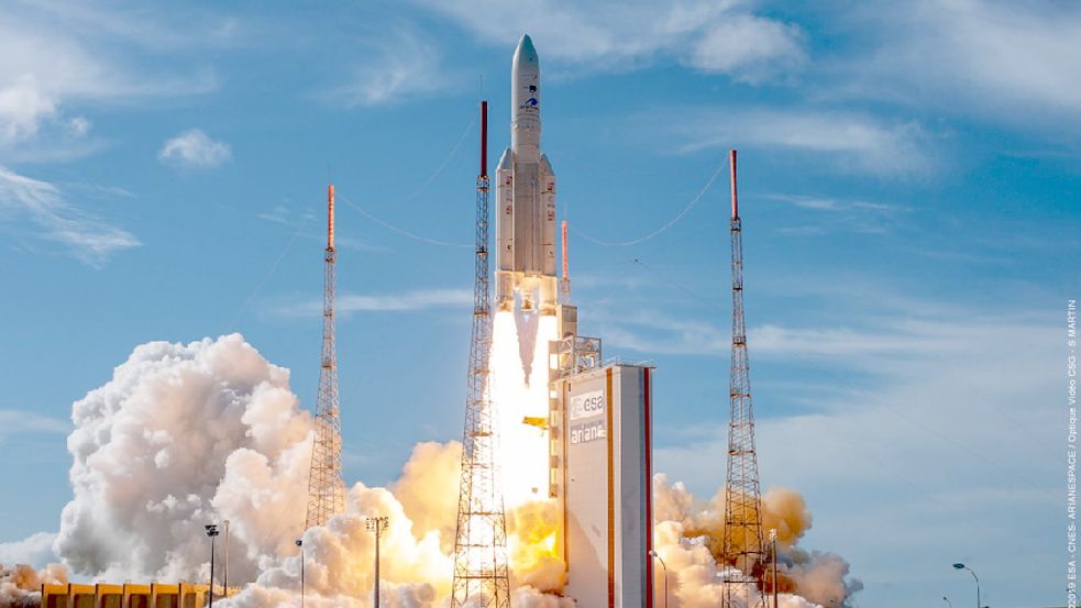 Eine Rakete des Typs Ariane 5 startet im französischen Kourou. Foto: ESA/ZUMA Wire/dpa