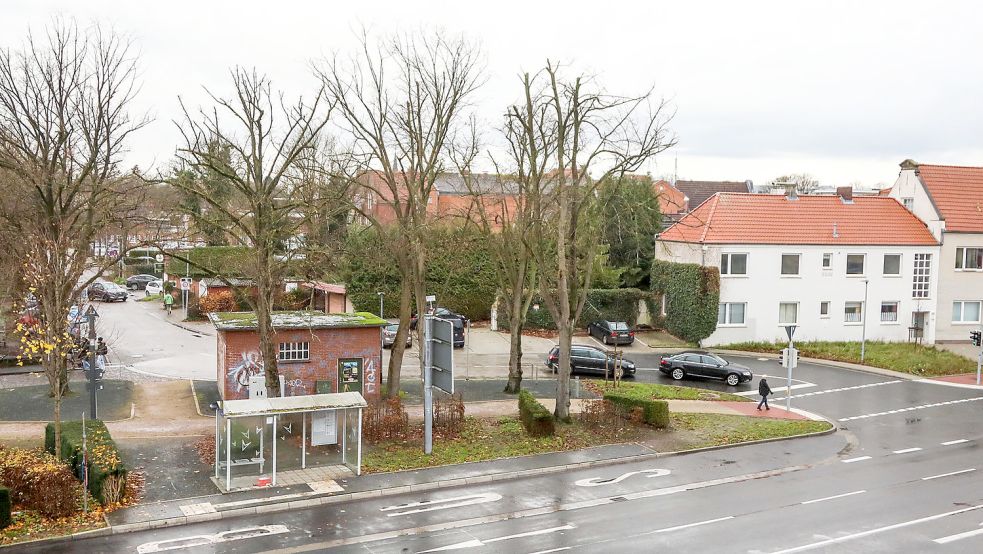 2016 wurde die Zufahrt zum Georgswall so gestaltet, dass Autos das Parkhaus gut erreichen können. Foto: Romuald Banik