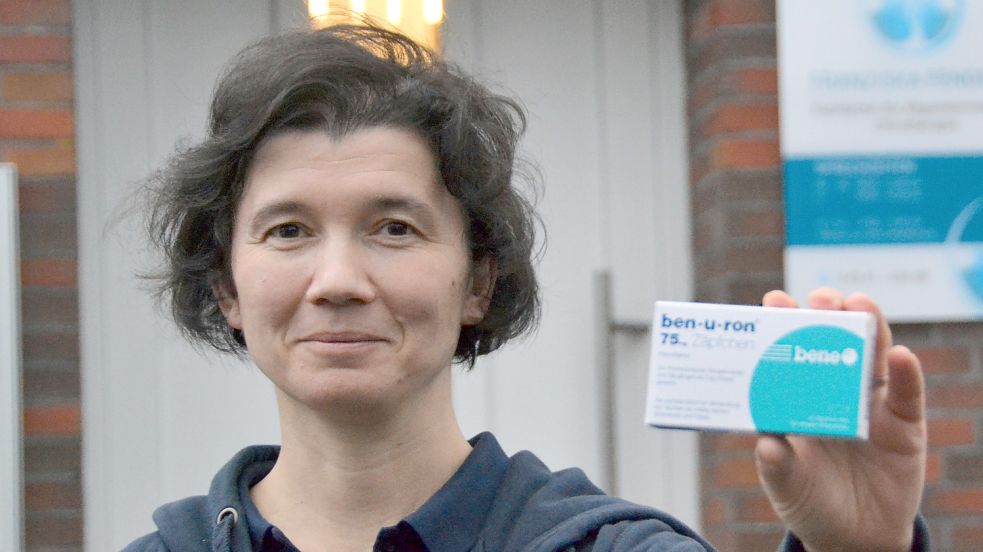 Hausärztin Franziska Fenderl aus Ihlow-Westerende sammelt Kinder-Medikamente. Foto: Aiko Recke