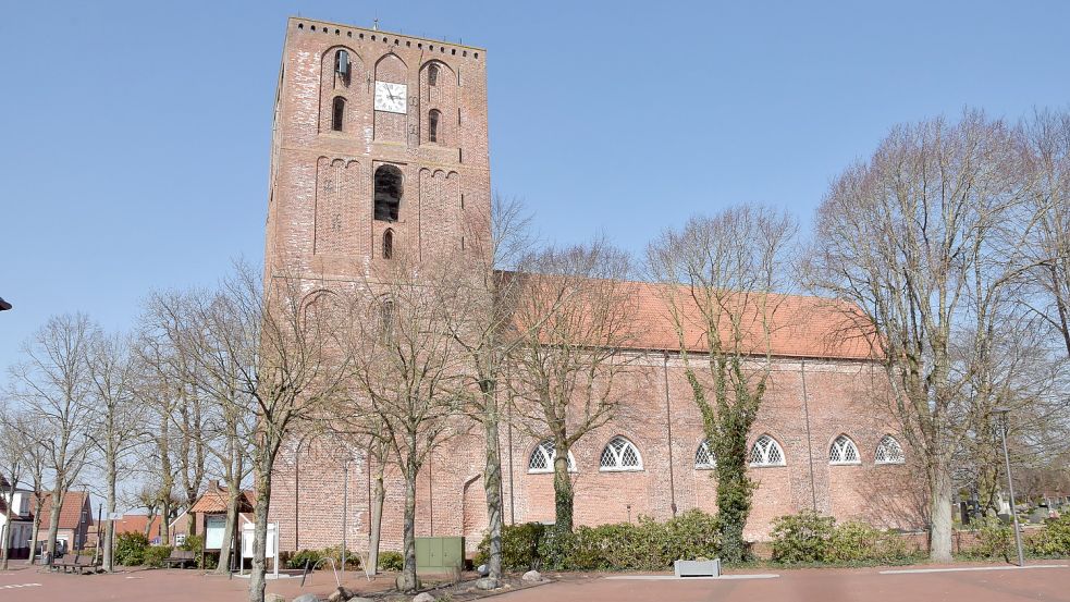 Die Kirche in Marienhafe ist ein Zeugnis der Bedeutung, den der Glaube im 13. Jahrhundert in Ostfriesland hatte. Foto: Thomas Dirks