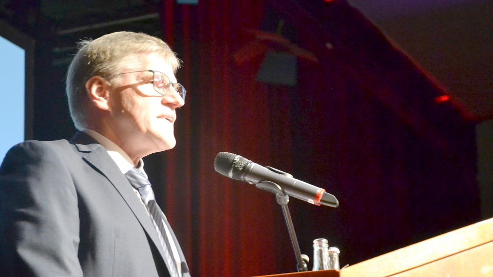 Bürgermeister Horst Feddermann beim Neujahrsempfang in der Auricher Stadthalle. Foto: Franziska Otto