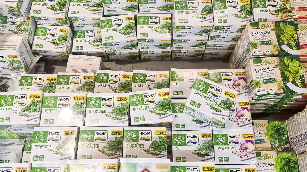 Tiefkühl-Kräutermischungen sind gerade im Winter beliebt. Ökotest hat untersucht, wie gesund sie sind. Foto: IMAGO IMAGES/Panthermedia