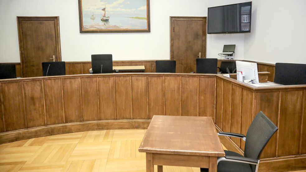 Blick in den Schwurgerichtssaal des Auricher Landgerichts. Foto: Romuald Banik