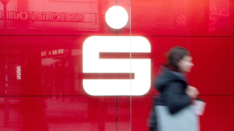 Der Bundesgerichtshof (BGH) verhandelt erneut über eine Musterklage zu Zinsnachzahlungen für Prämiensparer. Vor allem Sparkassen-Kunden könnten Zinsen entgangen sein. Foto: Marco Rauch/dpa