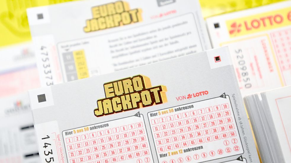 Der Eurojackpot wurde mit 107,5 Millionen Euro geknackt. Foto: dpa/Bernd Weißbrod