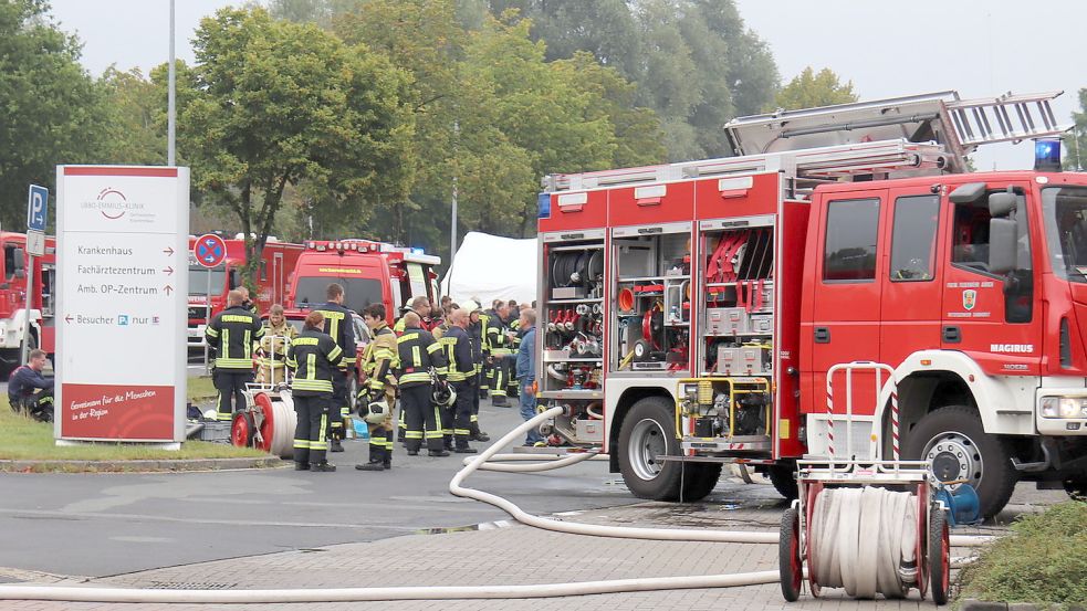 Beim Brand in der UEK Aurich im vorigen Jahr waren 16 Notfallseelsorger im Einsatz, um die betroffenen Patienten zu betreuen. Foto: Heino Hermanns