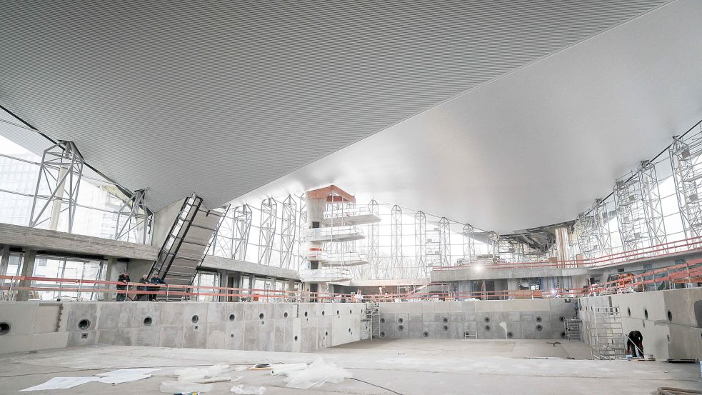 Zuwendungsbescheid erst ein Jahr nach Baubeginn: Modernisierung der Alsterschwimmhalle in Hamburg. Foto: Christian Charisius