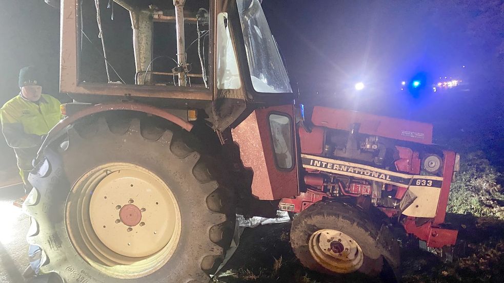 Der Treckerfahrer wurde bei dem Unfall schwer verletzt. Foto: Holger Janssen