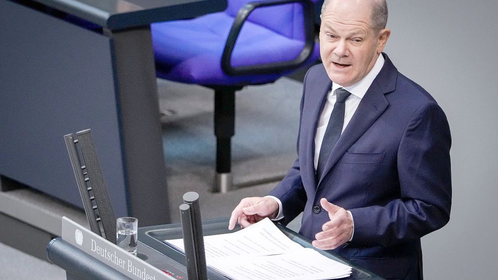 Bundeskanzler Olaf Scholz sichert der Ukraine neue Waffenlieferungen im Kampf gegen Russland zu, so lange dies notwendig sei. Foto: Imago Images