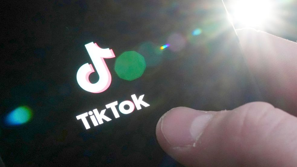 Tiktok gehört dem aus China stammenden Konzern Bytedance. Foto: Sean Kilpatrick/The Canadian Press/AP/dpa