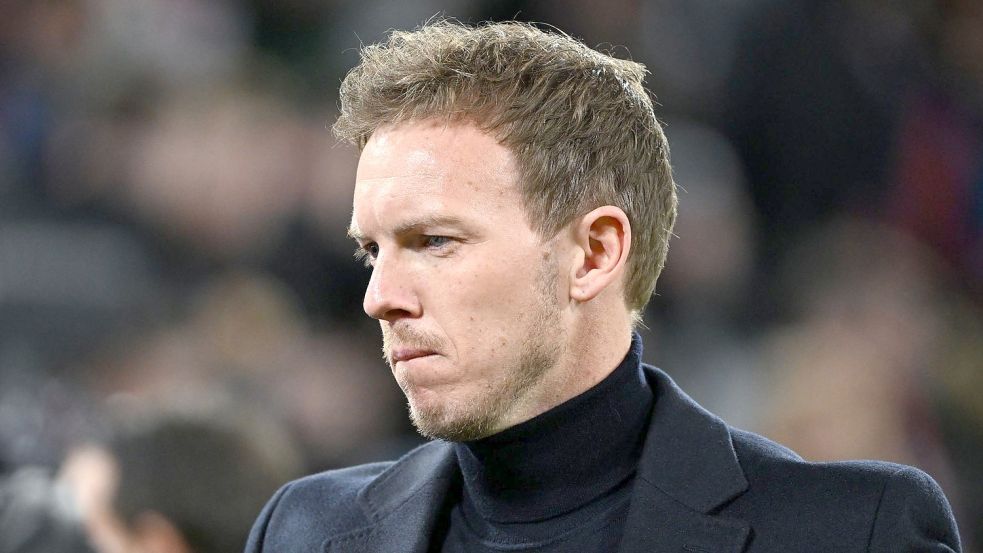 Bayern-Trainer Julian Nagelsmann ärgert sich über Interna, die nach außen gedrungen sind. Foto: Sven Hoppe/dpa