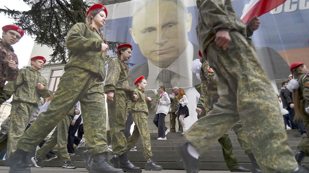 Parade zum Jahrestag der Krim-Annexion. Foto: AP
