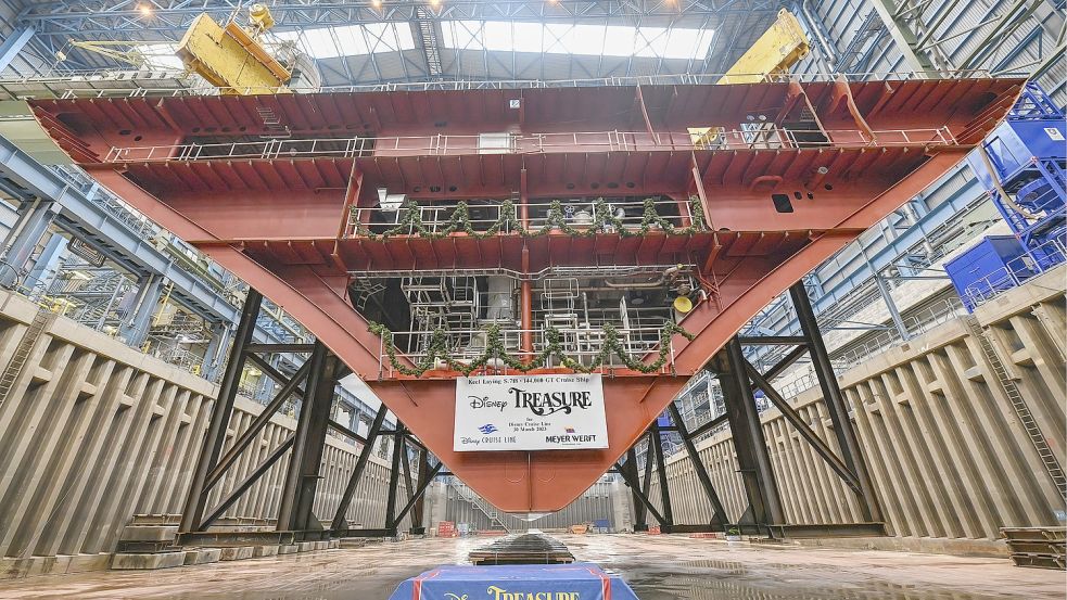 Der erste Block der Disney Treasure wird auf Kiel gelegt. Foto: Meyer Werft