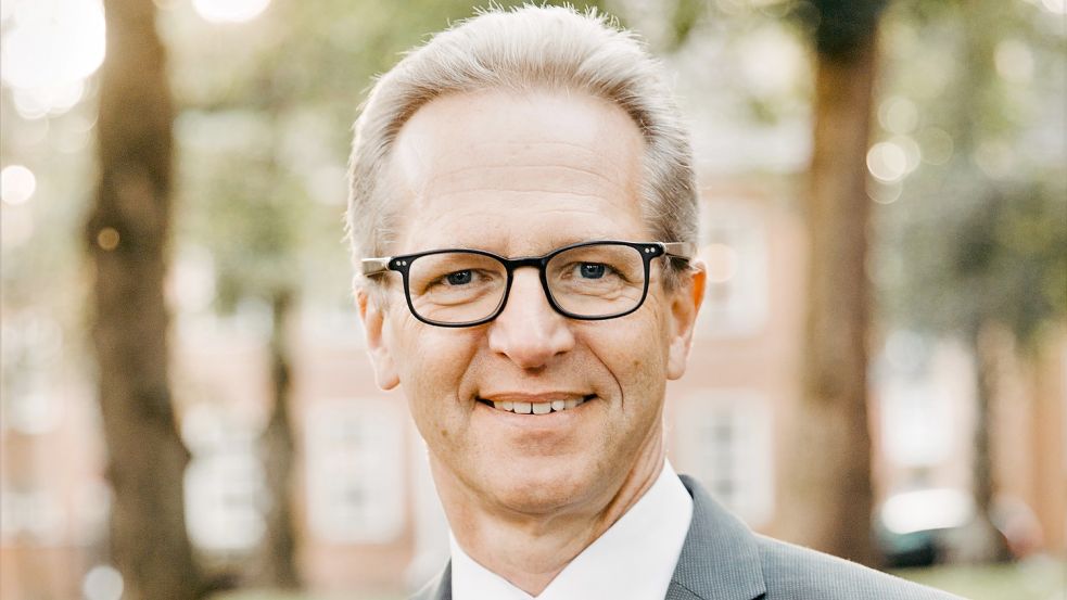 Tido Janssen, Superintendent des Kirchenkreises Aurich, möchte wieder mehr auf die Menschen zugehen. Foto: privat