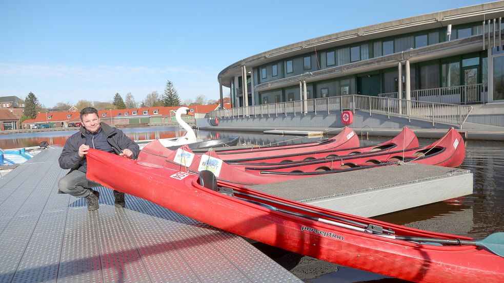 Die Hafenmeister haben seit Montag Tretboote, Kanadier und Kajaks zu Wasser gelassen. Foto: Romuald Banik