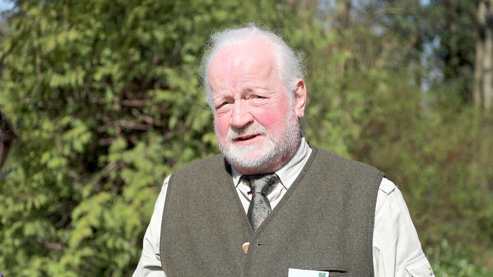 Der Norder Jäger Heinrich de Vries befürchtet eine Eskalation der Debatte, wenn die Sorgen der Menschen nicht bald ernst genommen werden. Foto: Romuald Banik