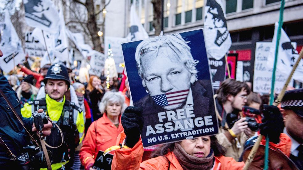 Weltweit solidarisieren sich immer wieder Menschen mit dem Wikileaks-Gründer Julian Assange. Jetzt fordern auch australische Politiker, seine Auslieferung an die USA einzustellen. Foto: imago images/ZUMA Wire/Loredana Sangiuliano