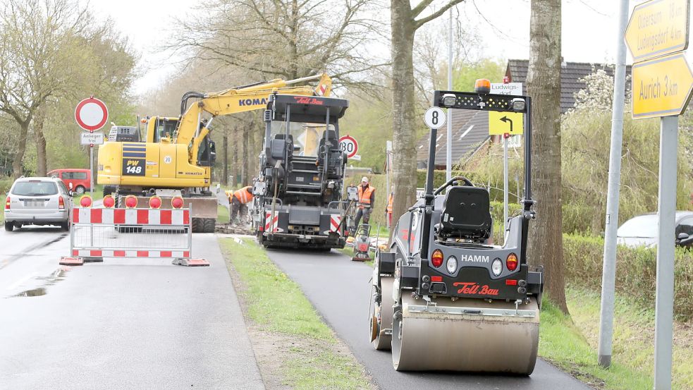 Derzeit wird der Radweg an der Kirchdorfer Straße zwischen Kirchdorf und Ludwigsdorf saniert. Foto: Romuald Banik