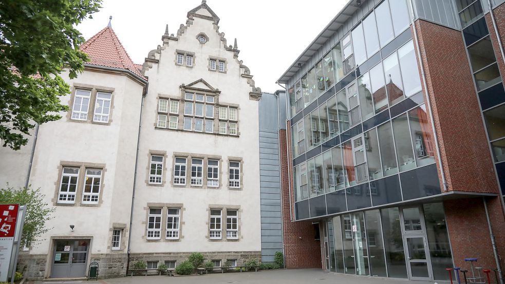 Immer wieder wurde am Gymnasium Ulricianum angebaut, um alle Schüler aufnehmen zu können. Foto: Romuald Banik