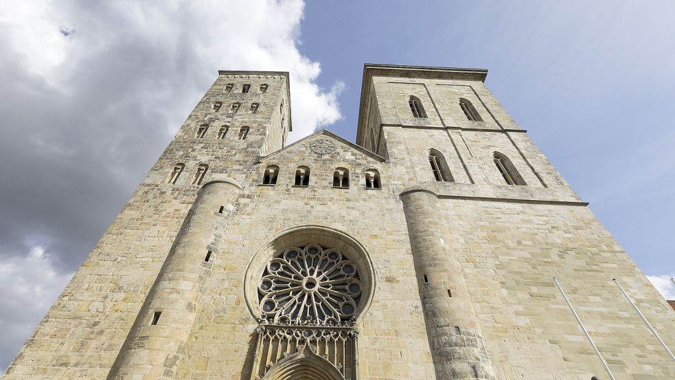 Das Gremium zur Vorbereitung der Bischofswahl hat sich konstituiert. Neun Frauen und Männer ergänzen das Domkapitel zu Osnabrück. Foto: Jörn Martens