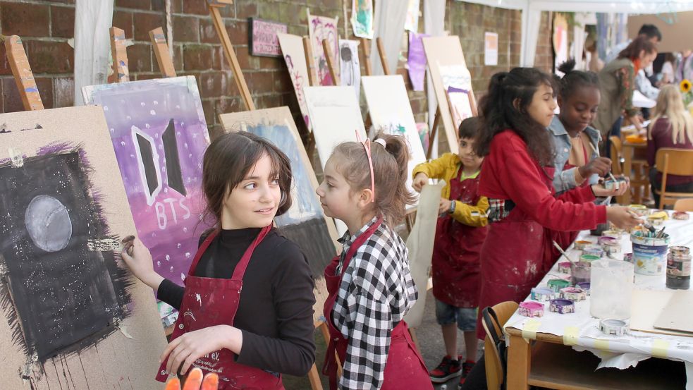 Am Kunstschultag konnten viele Kinder selbst aktiv werden und sich kreativ ausprobieren. Foto: Andreas Bitterling