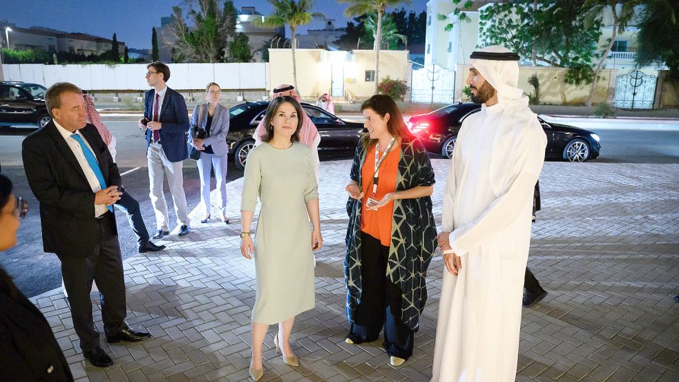 Außenministerin Annalena Baerbock (Grüne) besucht auf ihrer dreitägigen Reise an den Persischen Golf die Länder Saudi-Arabien und die Vereinigten Arabischen Emirate. Foto: dpa/Bernd von Jutrczenka