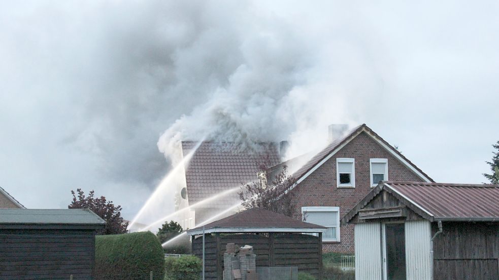 Das Haus ist nach dem Feuer unbewohnbar. Foto: Feuerwehr/Joachim Rand