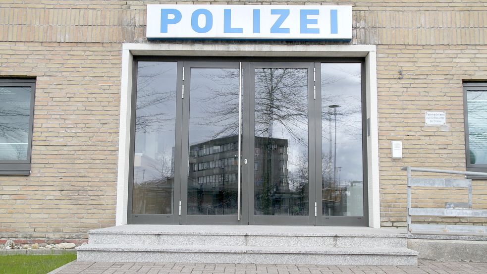 Das Polizeigebäude in Emden. Foto: Archiv