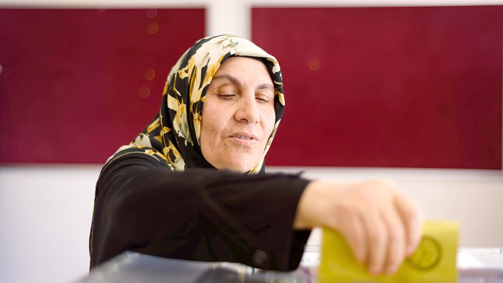 Vor der Stichwahl für das Präsidentenamt in der Türkei richten Frauenrechtlerinnen einen verzweifelten Appell an die Wählerinnen. Foto: imago images/ZUMA Wire